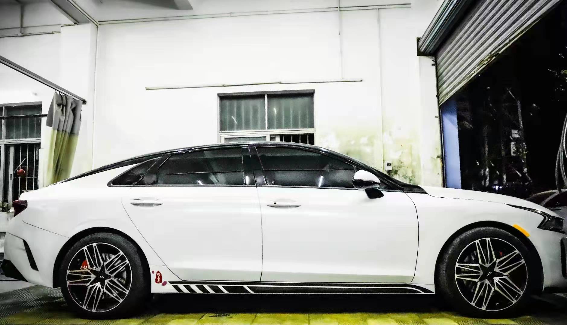 K5 凱酷高顏值、高性能，重新定義B級(jí)車(chē)體驗(yàn)標(biāo)桿！改裝亦不能少